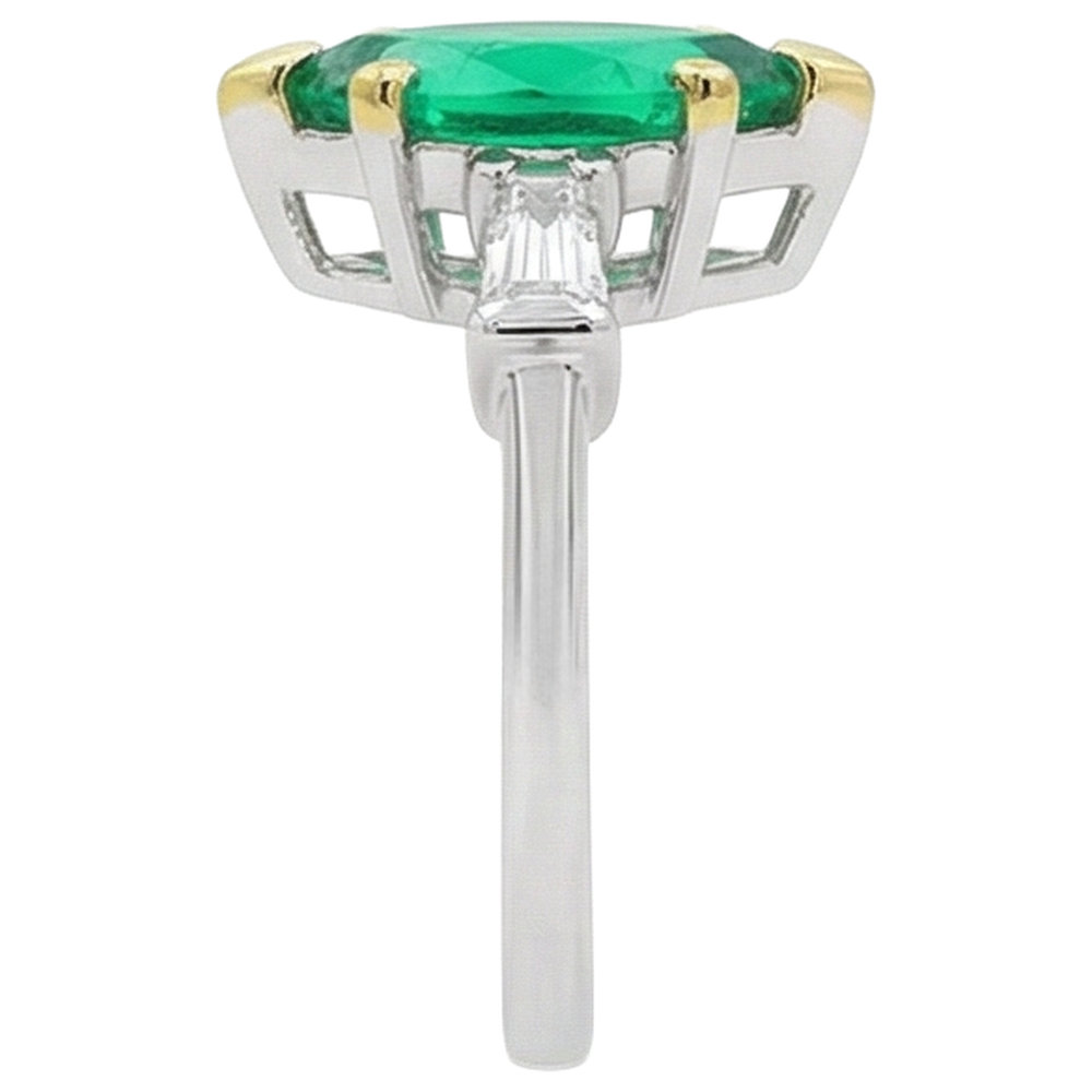 Fine Emerald Gemstone Ring 3.50-ct Two-Tone 14K Gold – top view