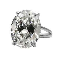 Handcrafted Brilliant Diamond Solitaire Engagement Ring 8 ct by