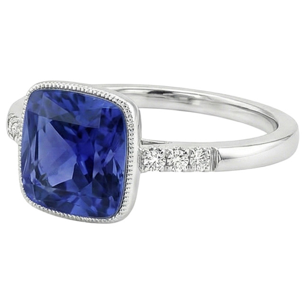 natural round sapphire 6ct ring top view