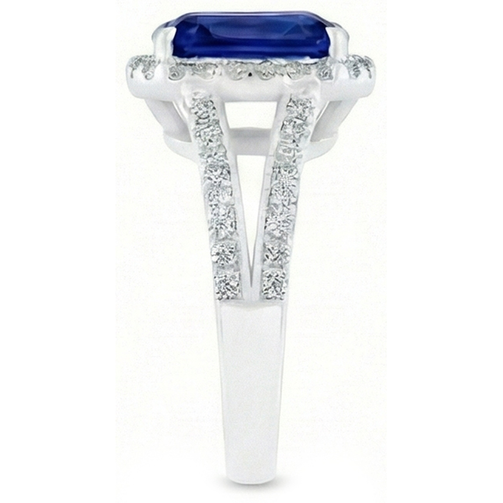 natural round sapphire 5.50ct ring on white background