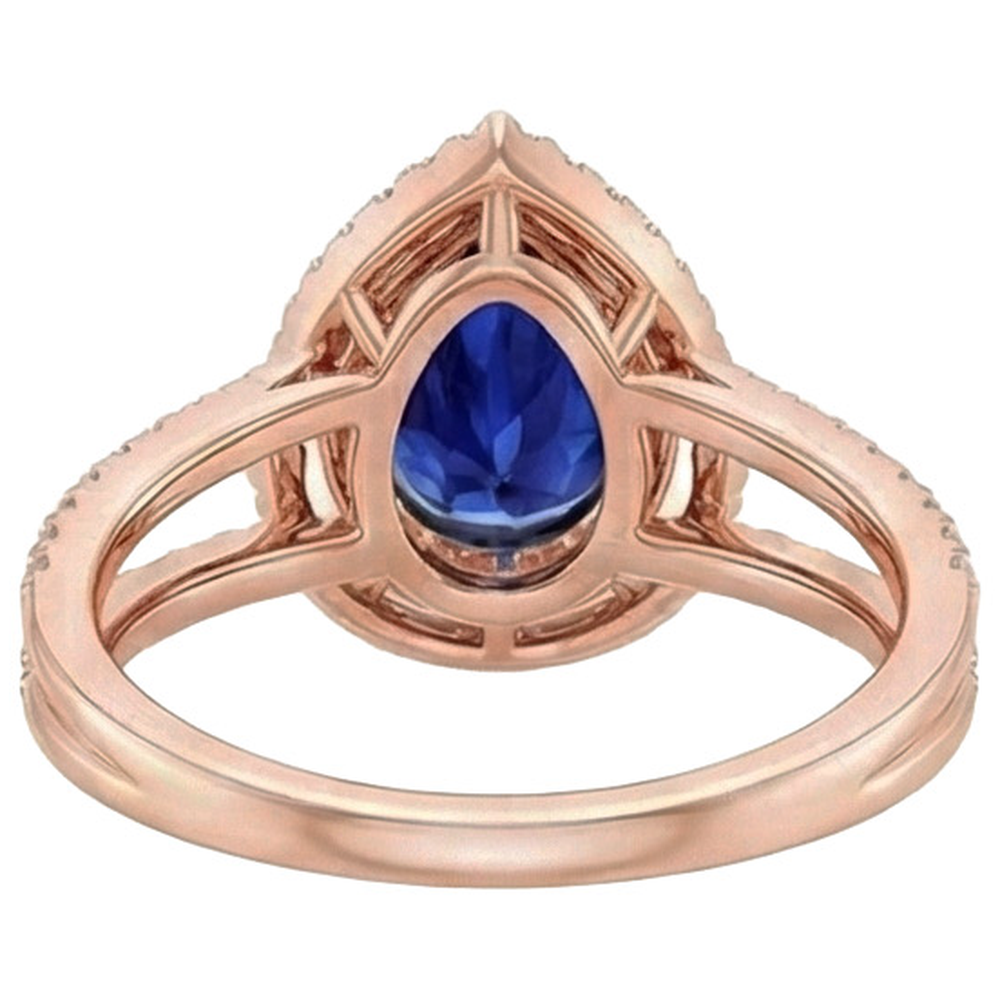 natural round sapphire 5.75ct ring on white background