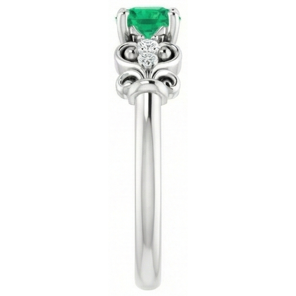 natural round emerald 1.10ct ring on white background