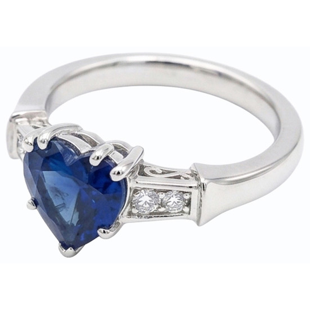 natural round sapphire 1.75ct ring close up detail