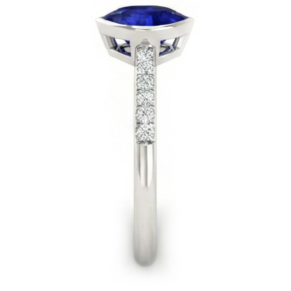 natural round sapphire 2.50ct watch top view