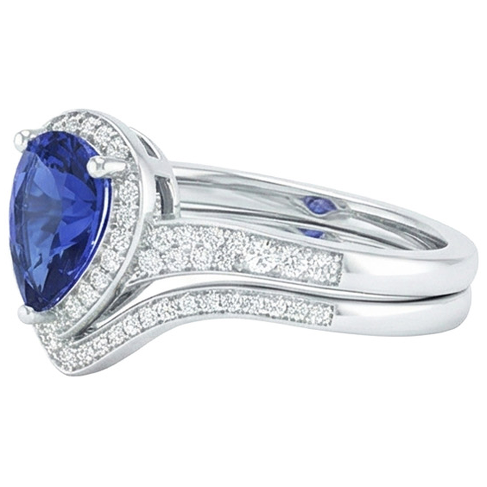 natural round sapphire 2.75ct ring on white background