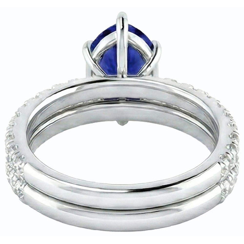 natural round sapphire 3.50ct ring close up detail