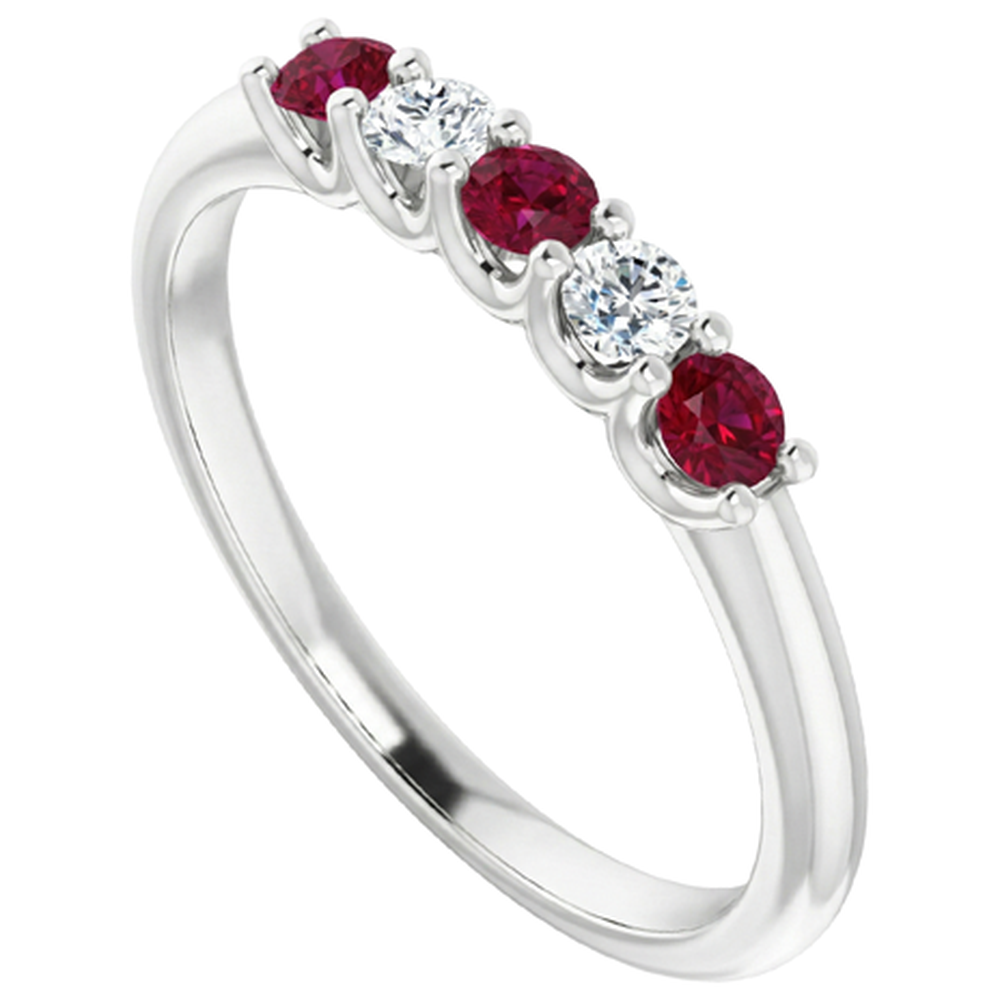 natural round ruby 1ct band close up detail