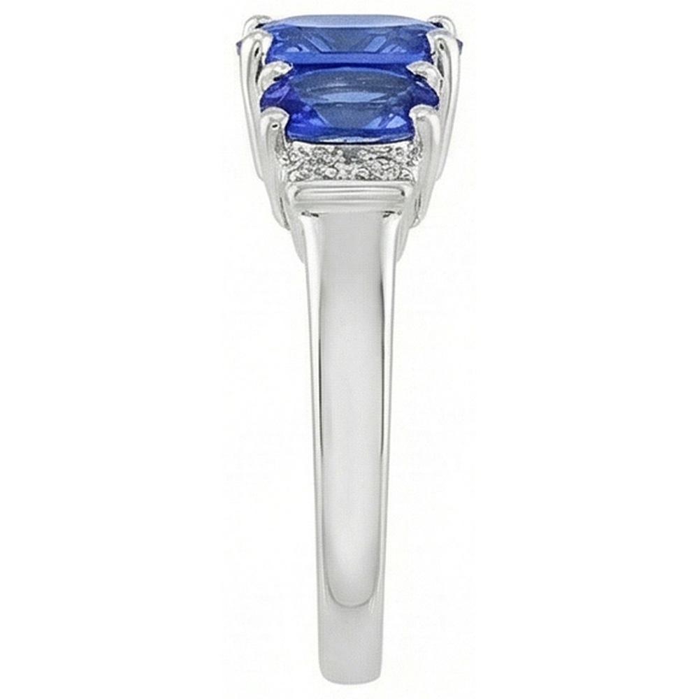 natural round sapphire 5.25ct ring top view