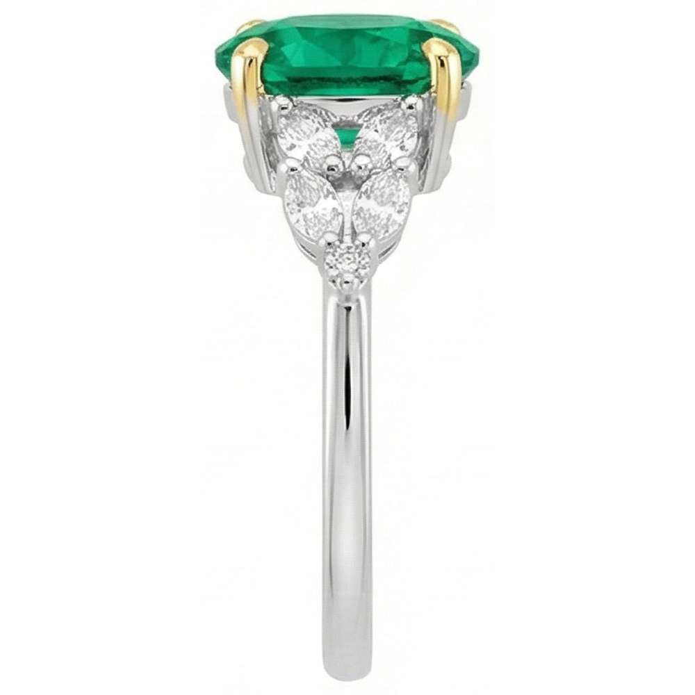 Oval Cut Colombian Emerald ring in 14 Karat Two Tone Gold – main view