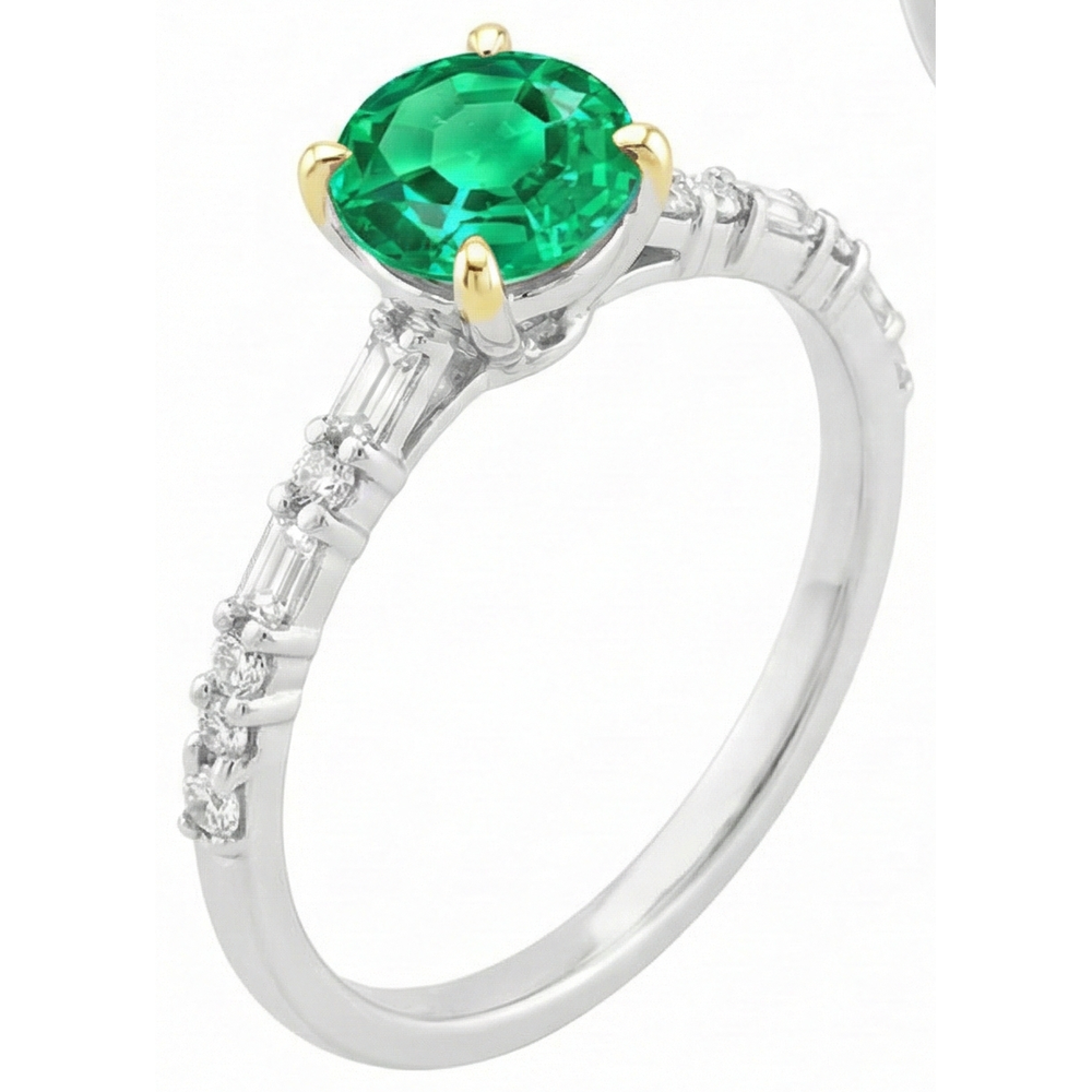 Natural Fine Emerald Gemstone Ring – detail view