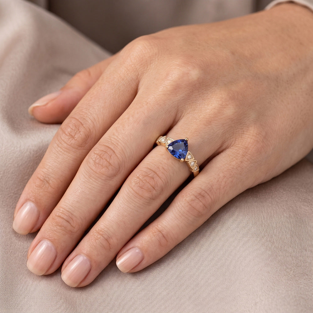 Natural Sapphire Ring 0.75ct - Yellow Gold 14K