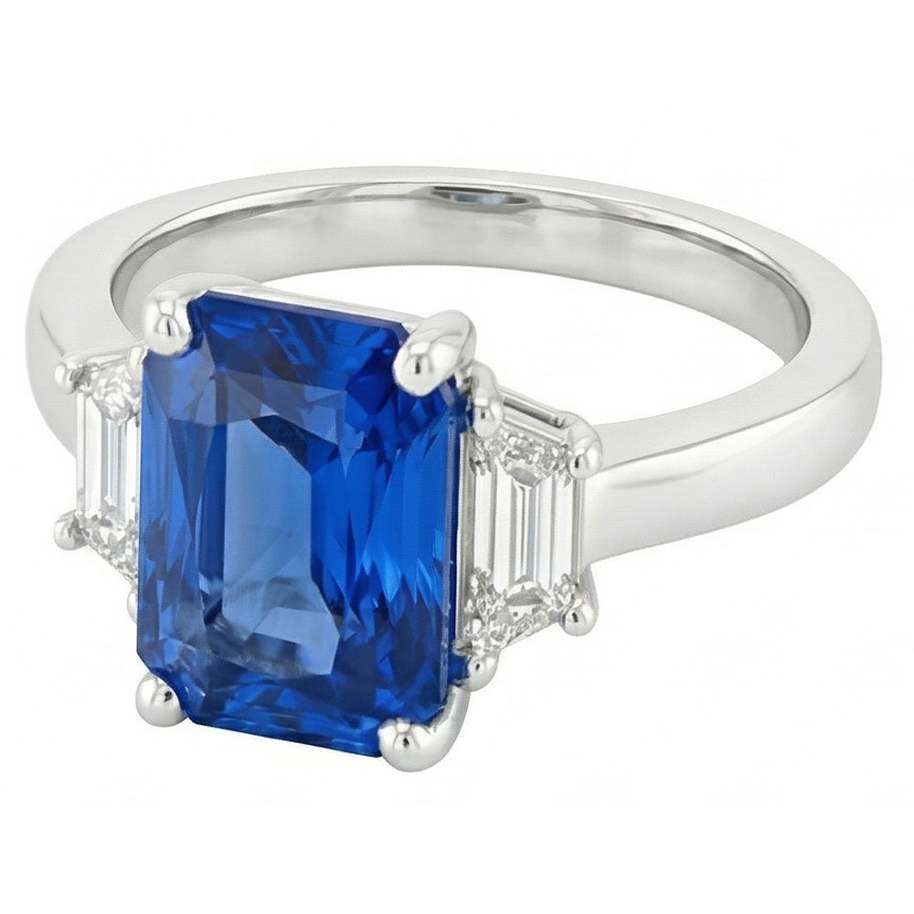 natural radiant sapphire 1.75ct ring close up detail