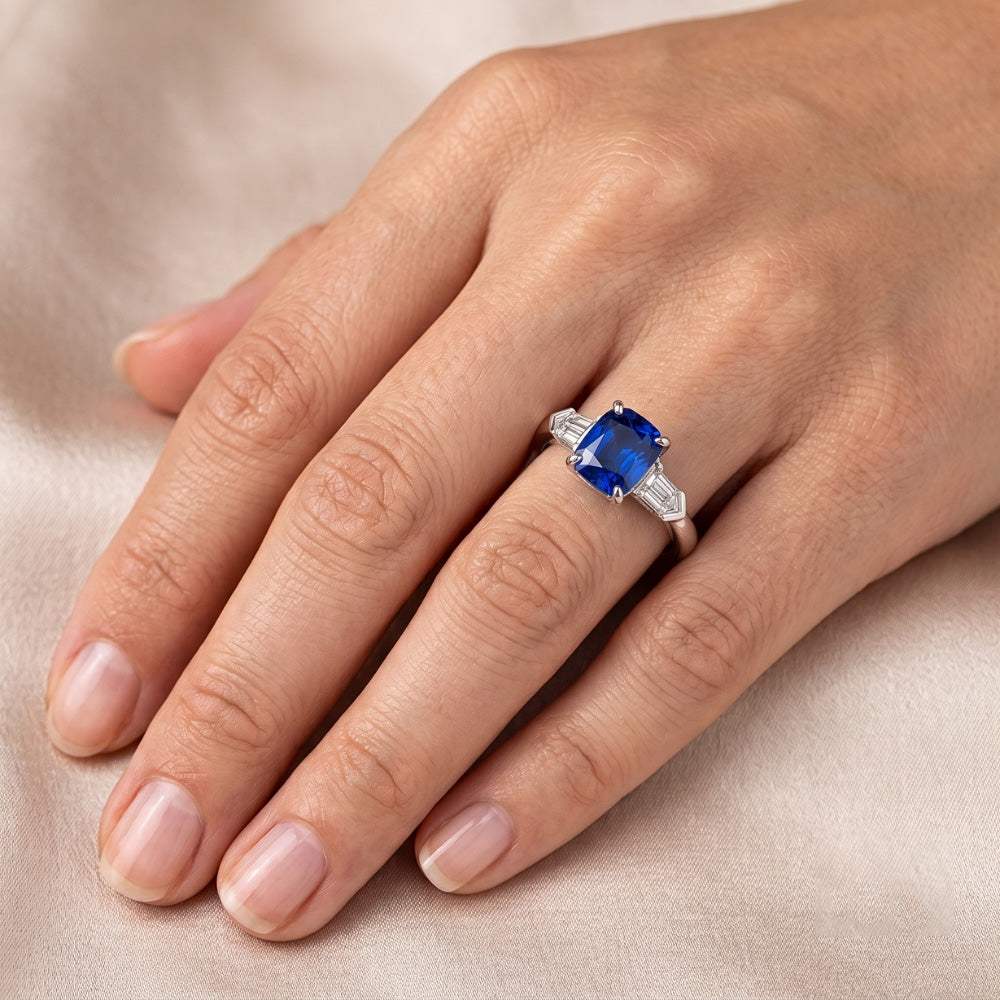 Natural Sapphire Ring 1.75ct - White Gold 14K