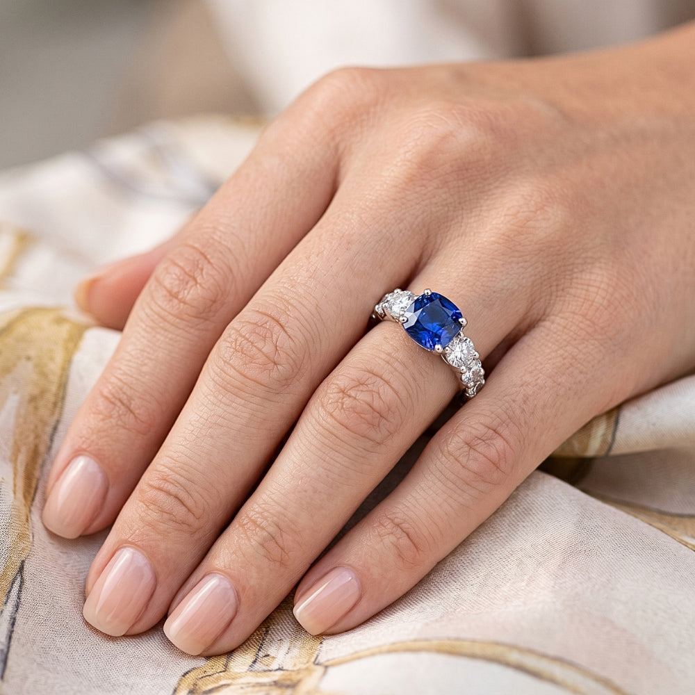 Natural Sapphire Ring 2.50ct - White Gold 14K
