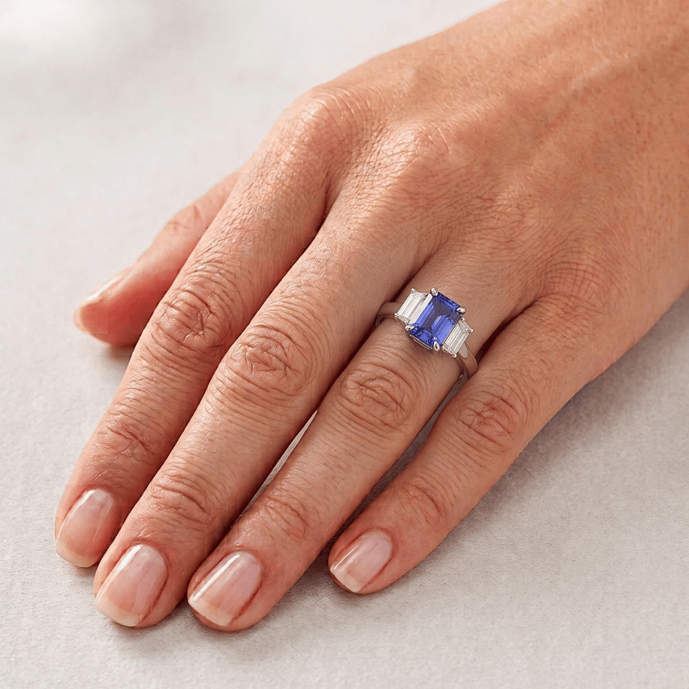 Natural Sapphire Ring 2.50ct - White Gold 14K