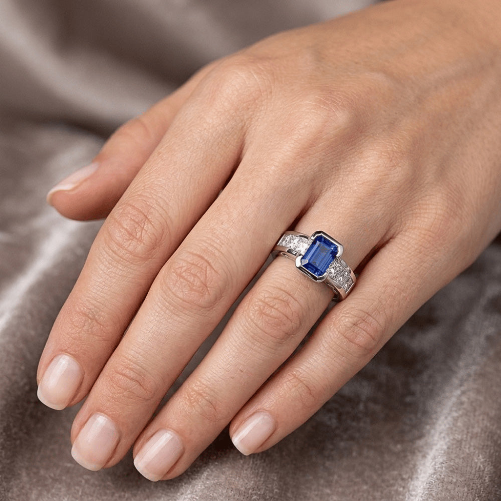 Natural Sapphire Ring 2.50ct - White Gold 14K
