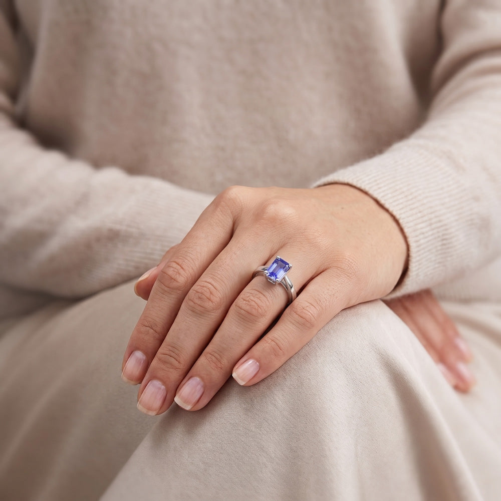 Natural Sapphire Ring 2ct - White Gold 14K