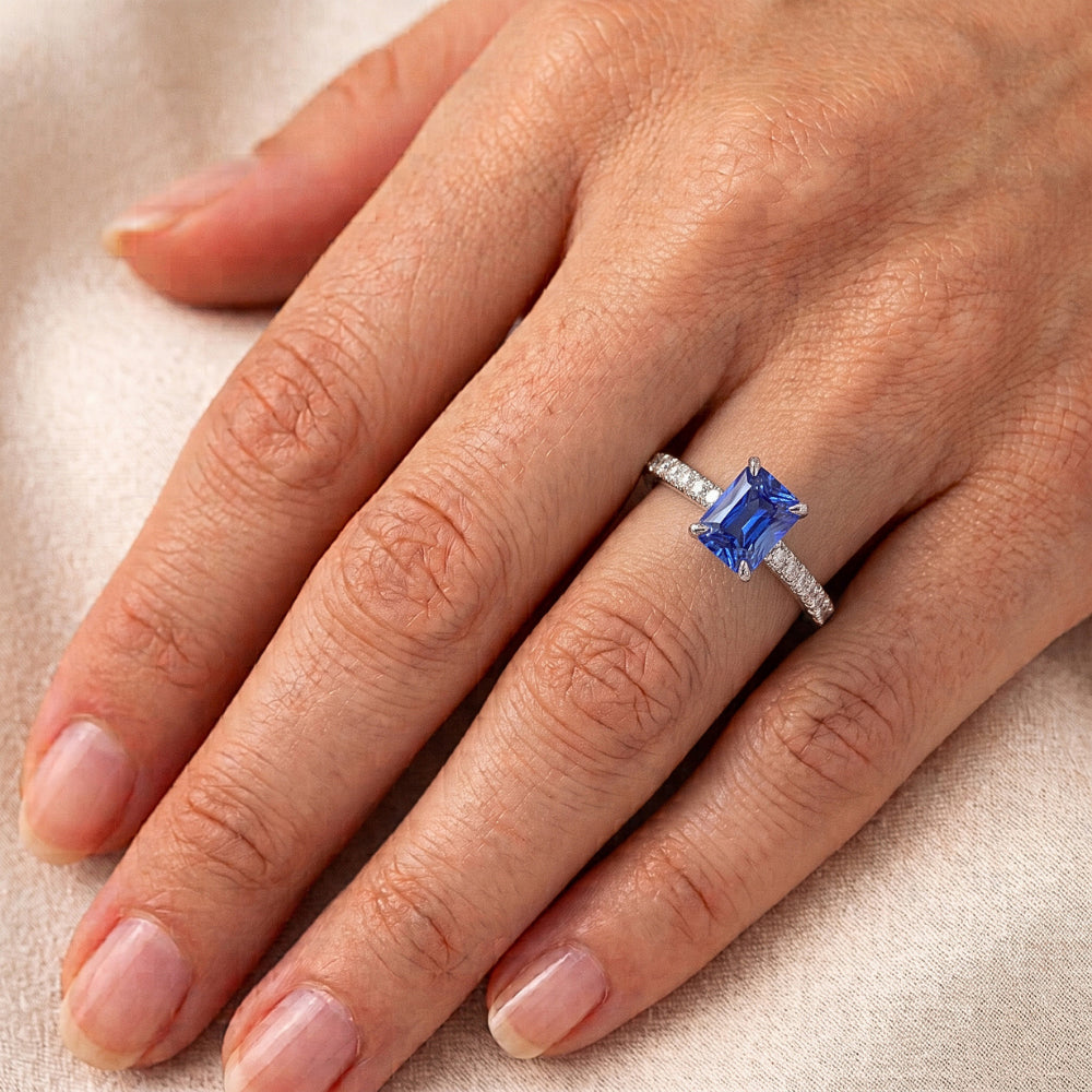 Natural Sapphire Ring 2ct - White Gold 14K