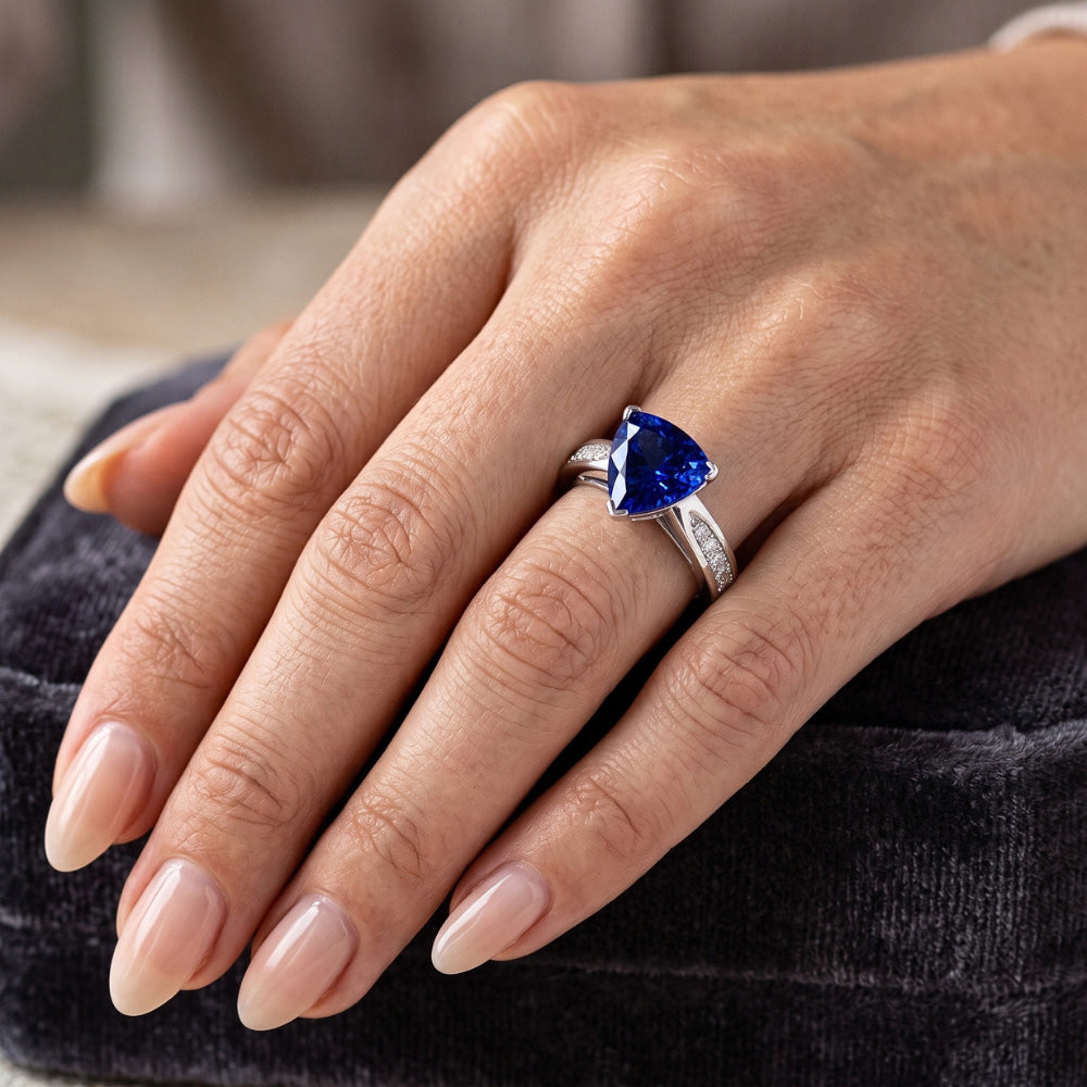 Natural Sapphire Ring 2ct - White Gold 14K