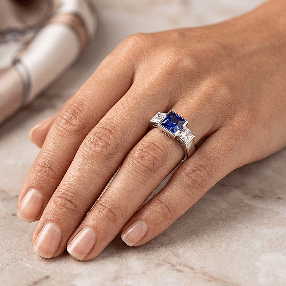 Natural Sapphire Ring 2ct - White Gold 14K