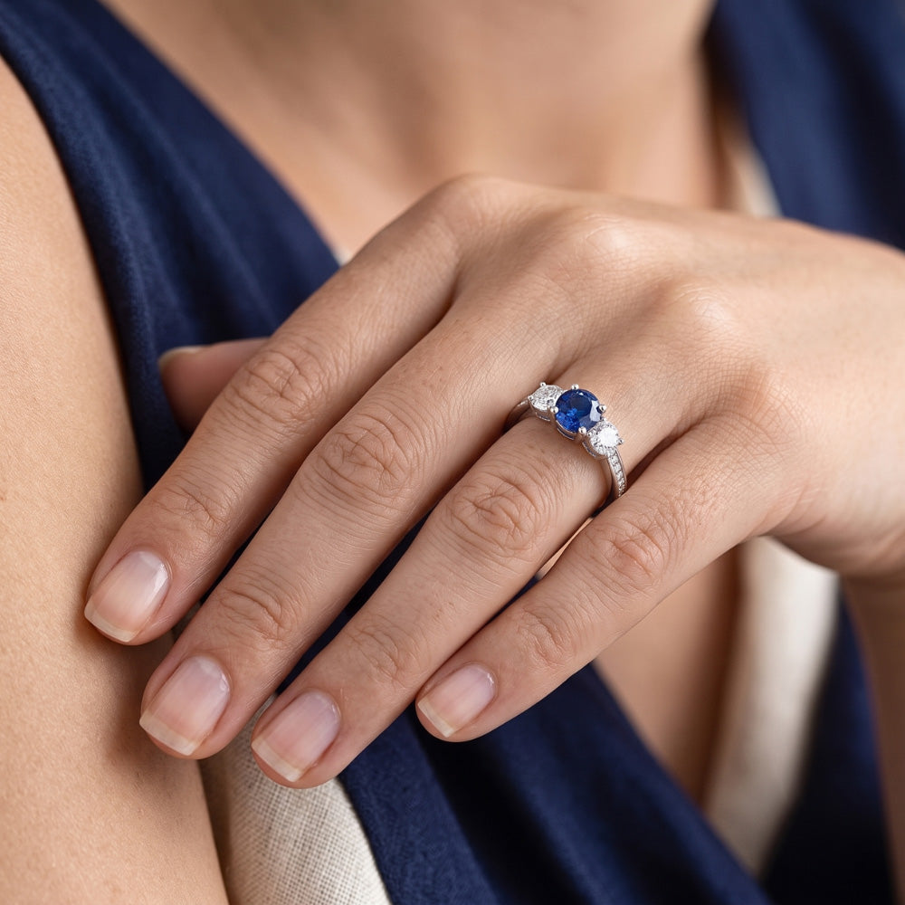 Natural Sapphire Ring 2ct - White Gold 14K
