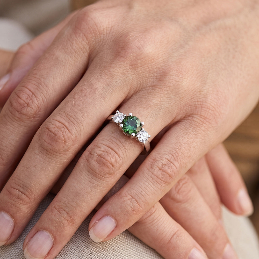 Natural Sapphire Ring 2ct - White Gold 14K