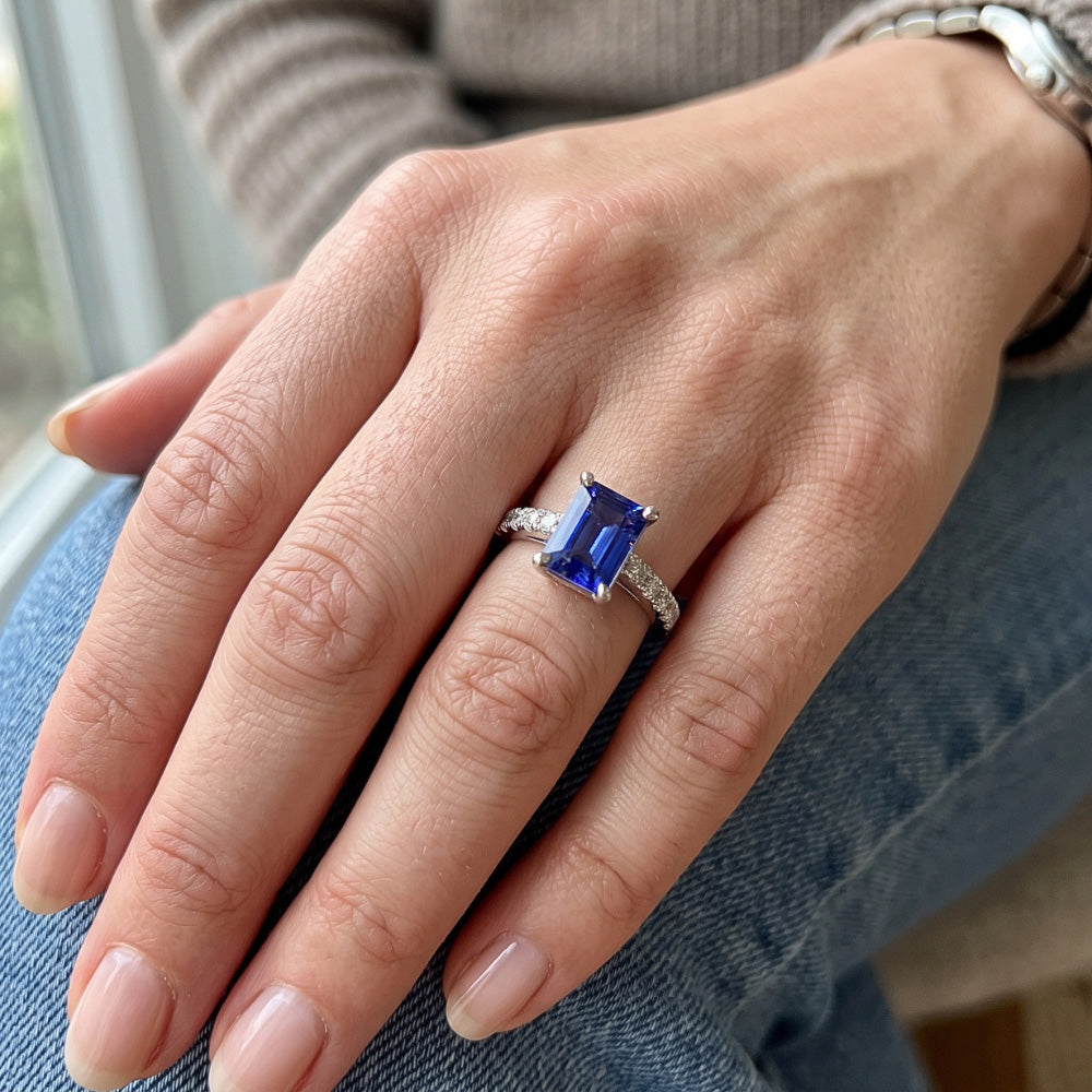 Natural Sapphire Ring 3.50ct - White Gold 14K