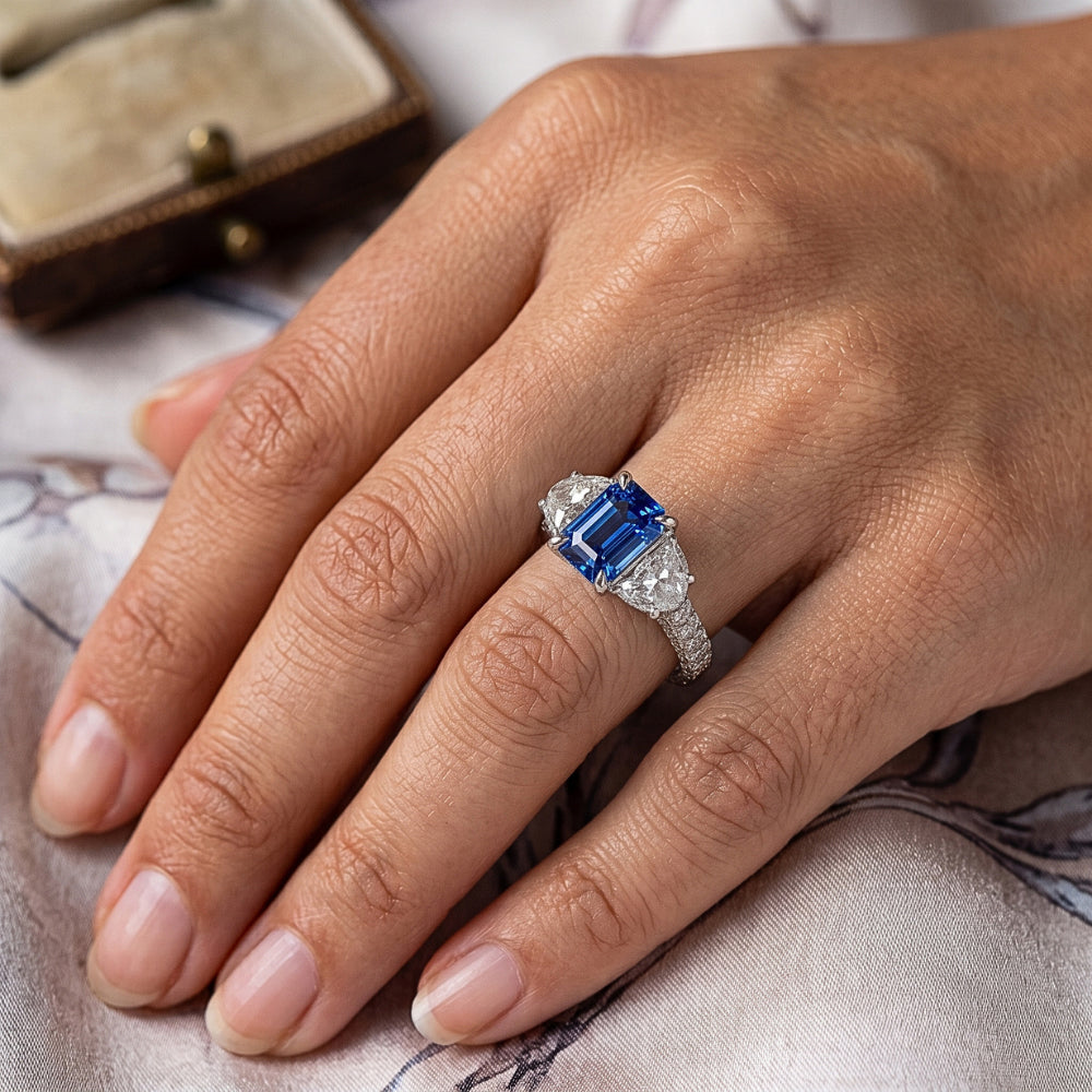 Natural Sapphire Ring 3.50ct - White Gold 14K