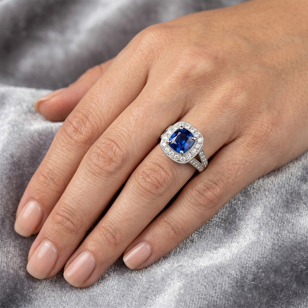 Natural Sapphire Ring 3.60ct - White Gold 14K