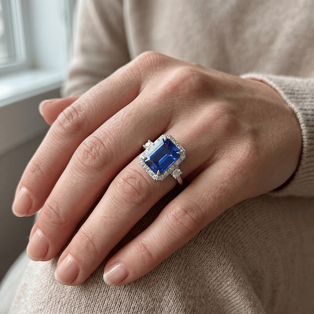 Natural Sapphire Ring 4.50ct - White Gold 14K