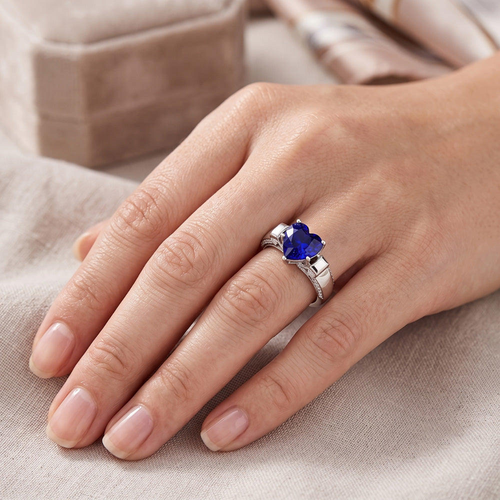 Natural Sapphire Ring 4ct - White Gold 14K