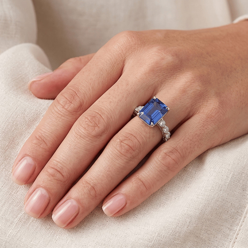 Natural Sapphire Ring 4ct - White Gold 14K