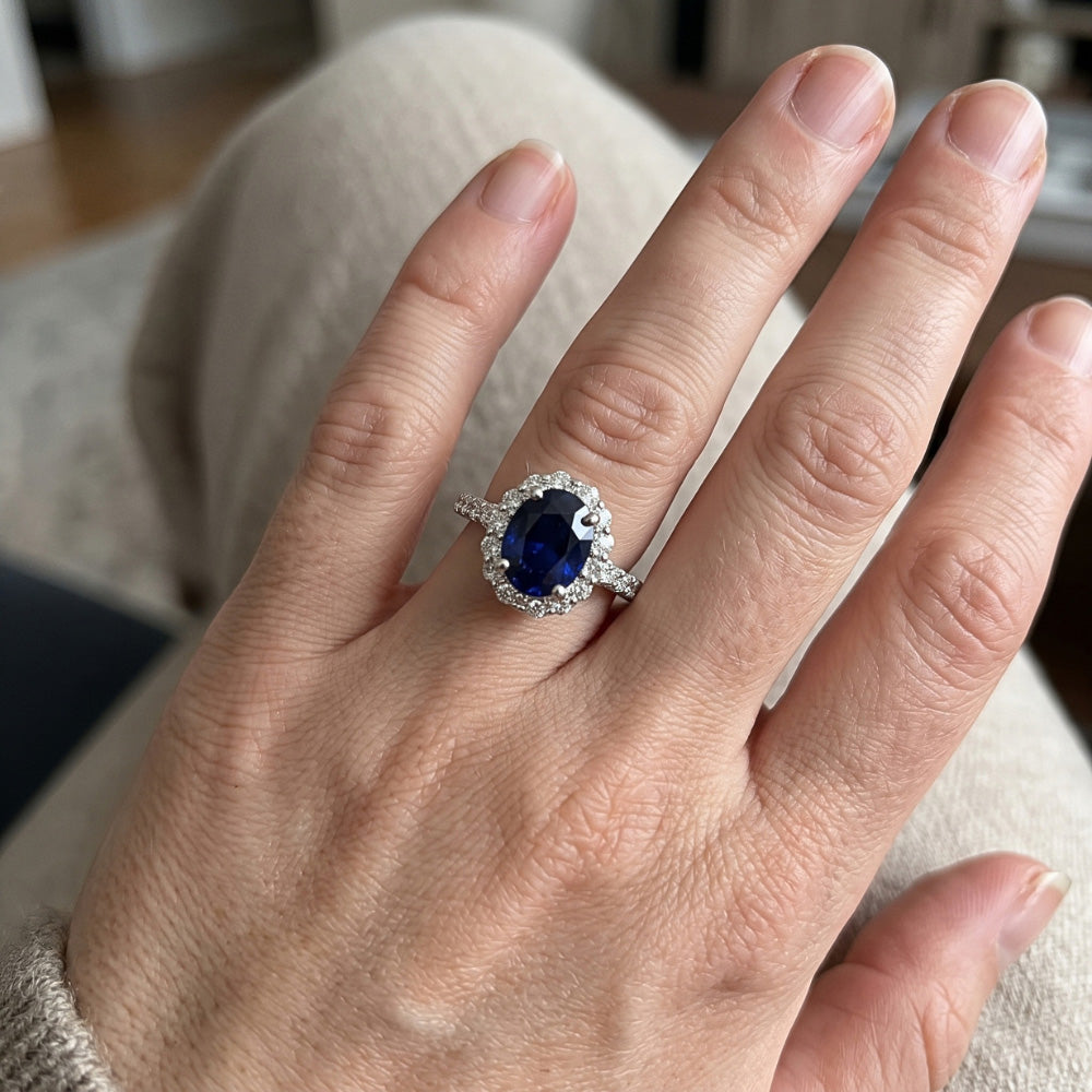 Natural Sapphire Ring 5.50ct - White Gold 14K