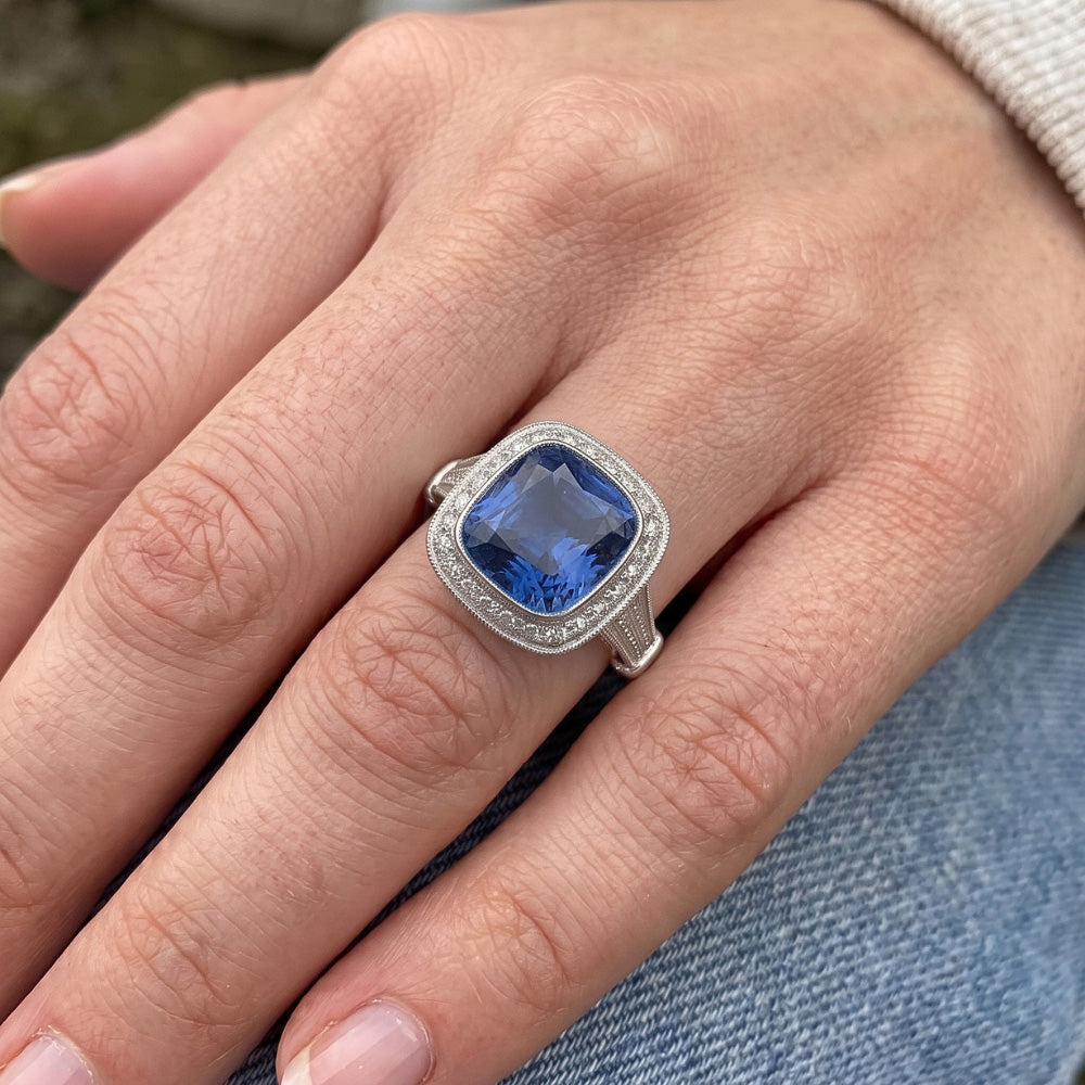 Natural Sapphire Ring 5ct - White Gold 14K
