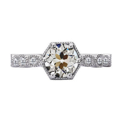 Luxurious Engagement Ring – Brilliant Diamond 2 ct – HarryChadEnt