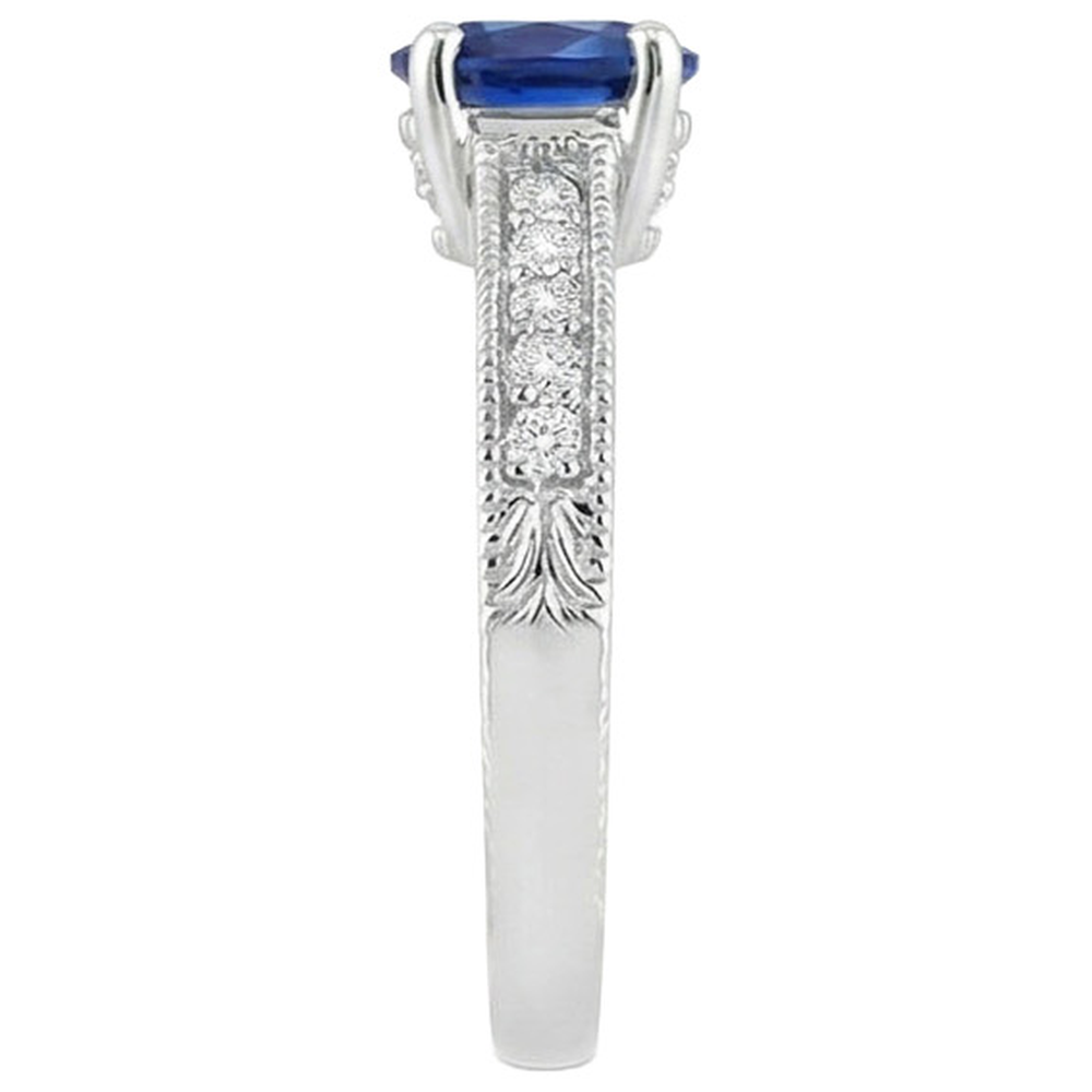 natural round sapphire 1.85ct ring top view