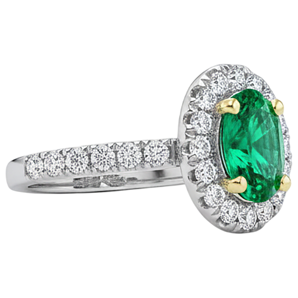 Real Colombian Emerald Precious Stone Ring – angle view