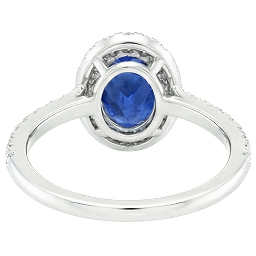 natural round sapphire 6ct ring on white background