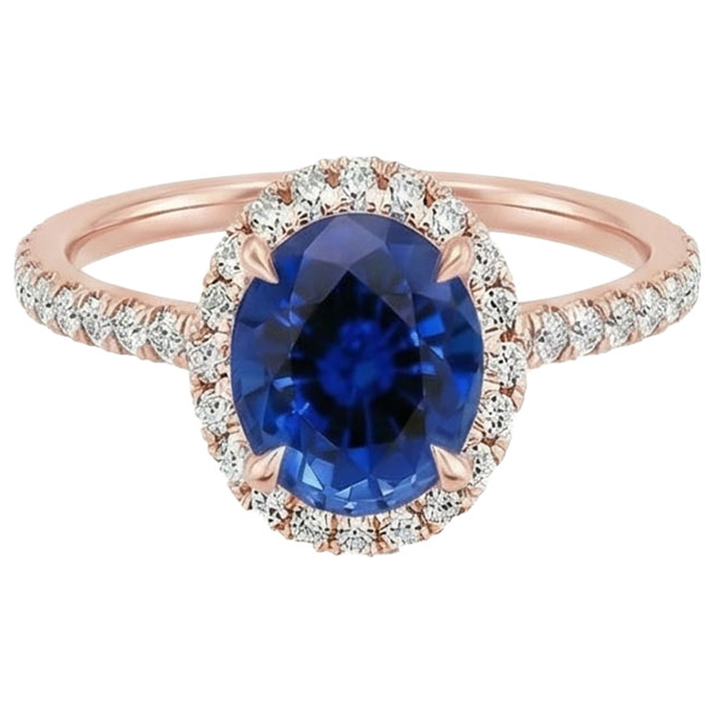 natural round sapphire 8ct ring close up detail
