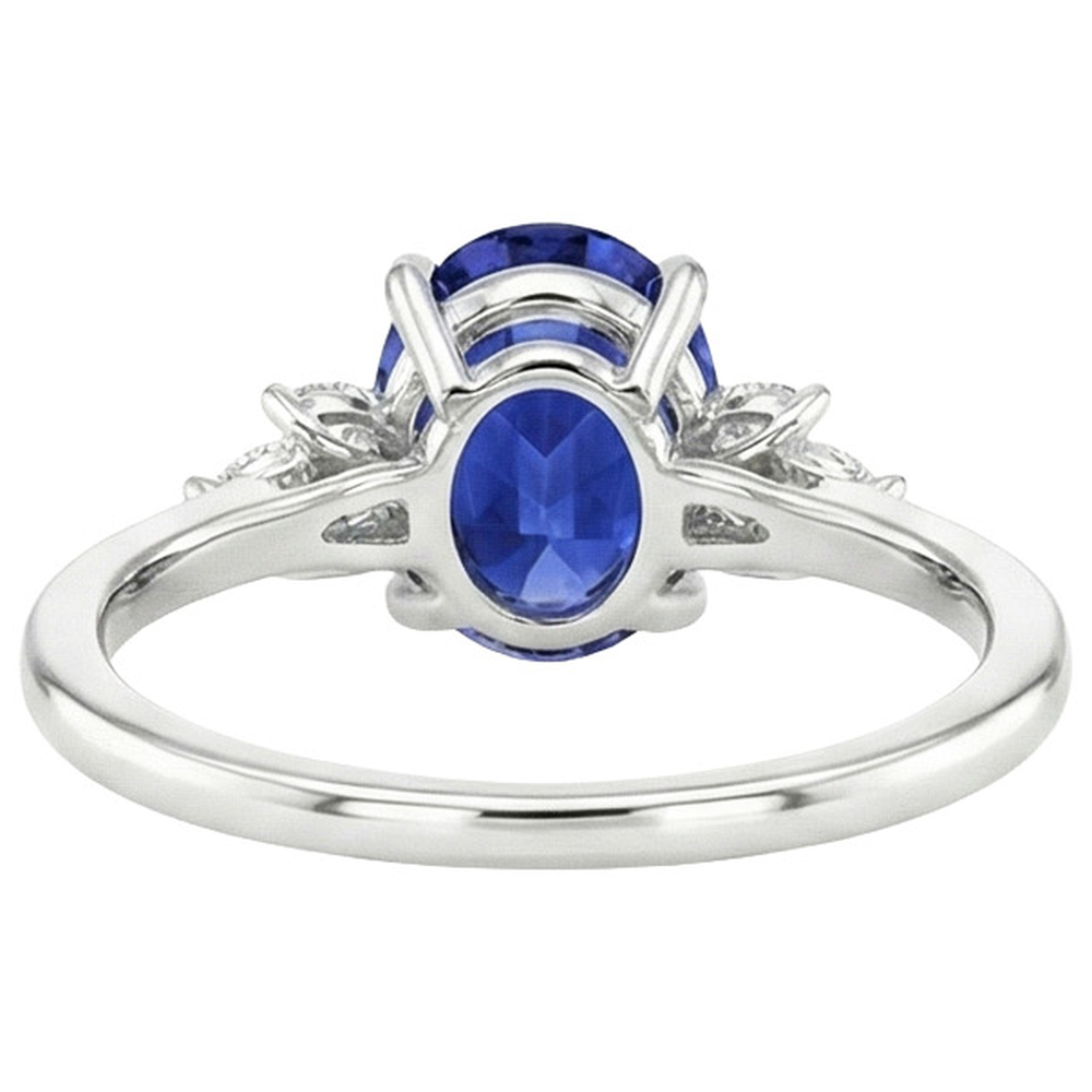 natural oval sapphire 4.50ct ring close up detail