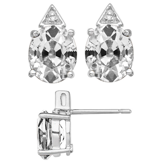 Old Mine Cut Brilliant Diamond ring in 14 Karat White Gold – main view