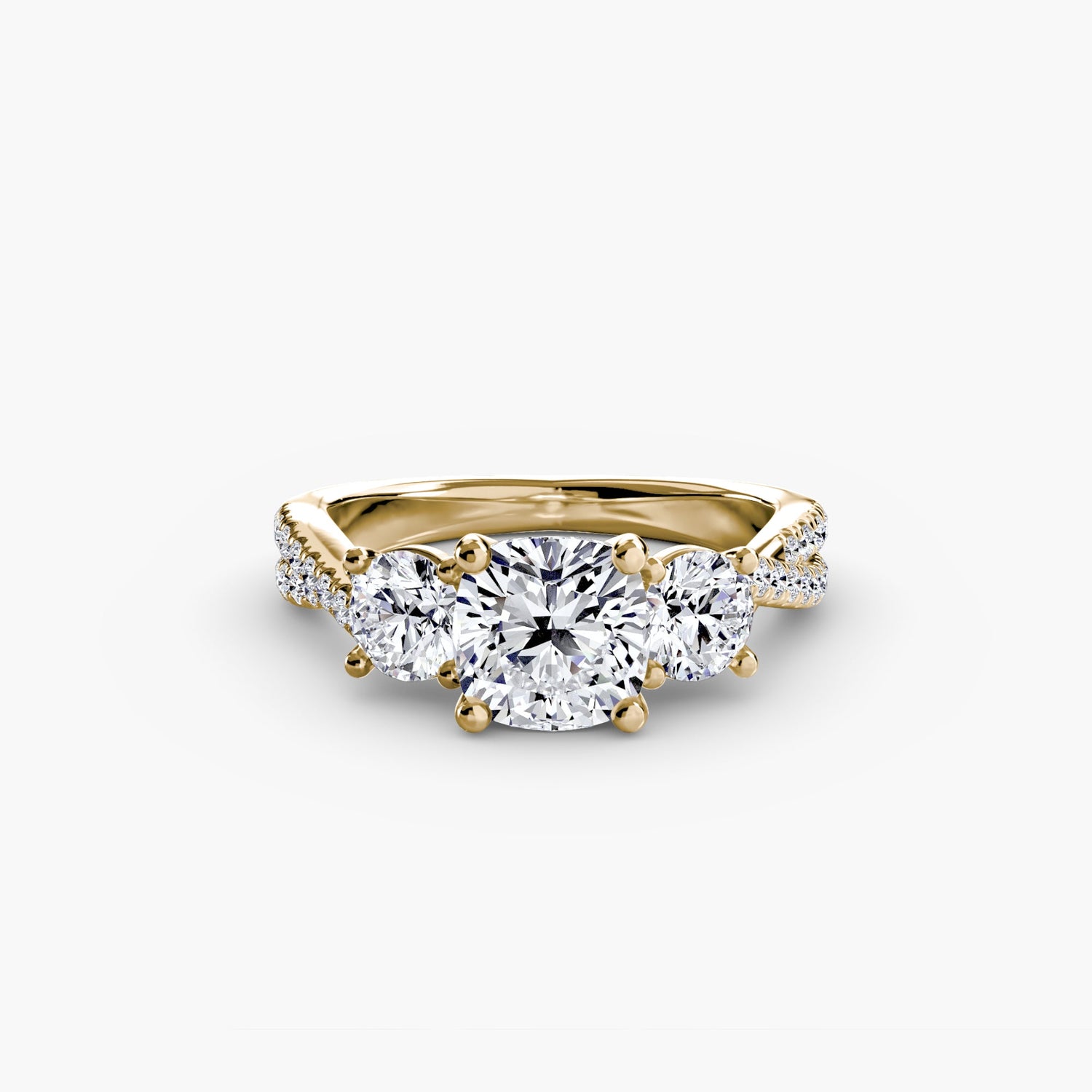 Diamond Round Cut Setting in Gold – side view