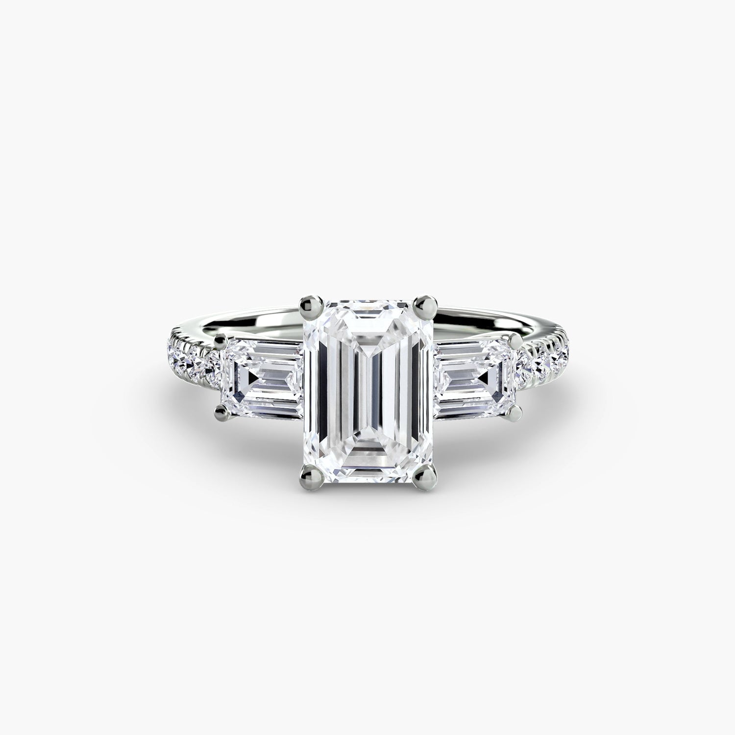 Setting Gold with Brilliant Diamond – back view