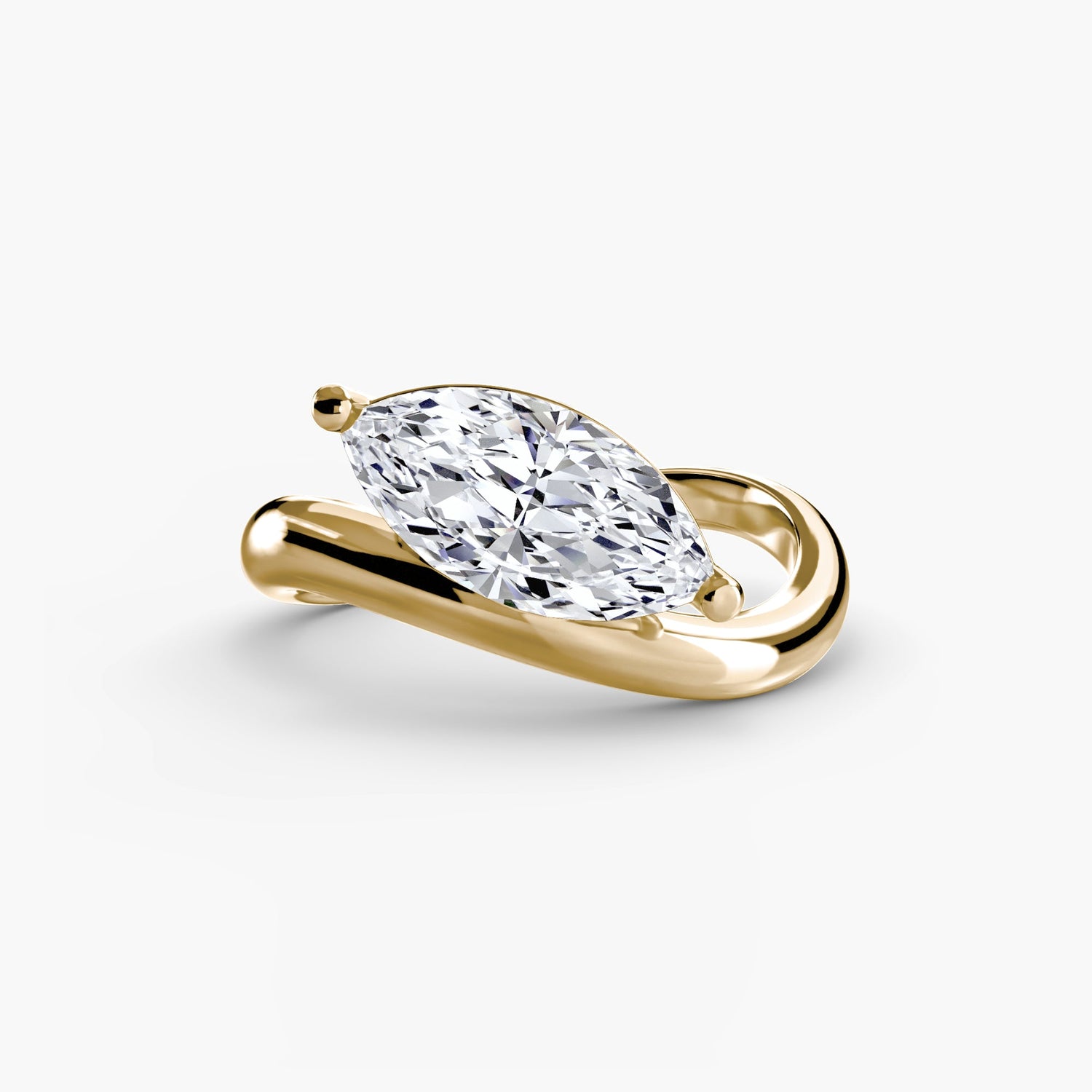 Sophisticated Diamond Setting ct – top view