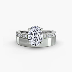 Elegant Setting with Pavé Fine Diamond – 0.13 ct