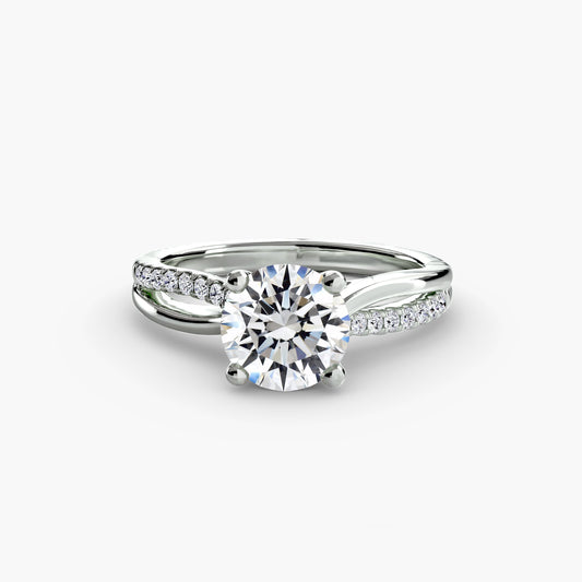 Round Cut Gemstone ring in Gold – main view