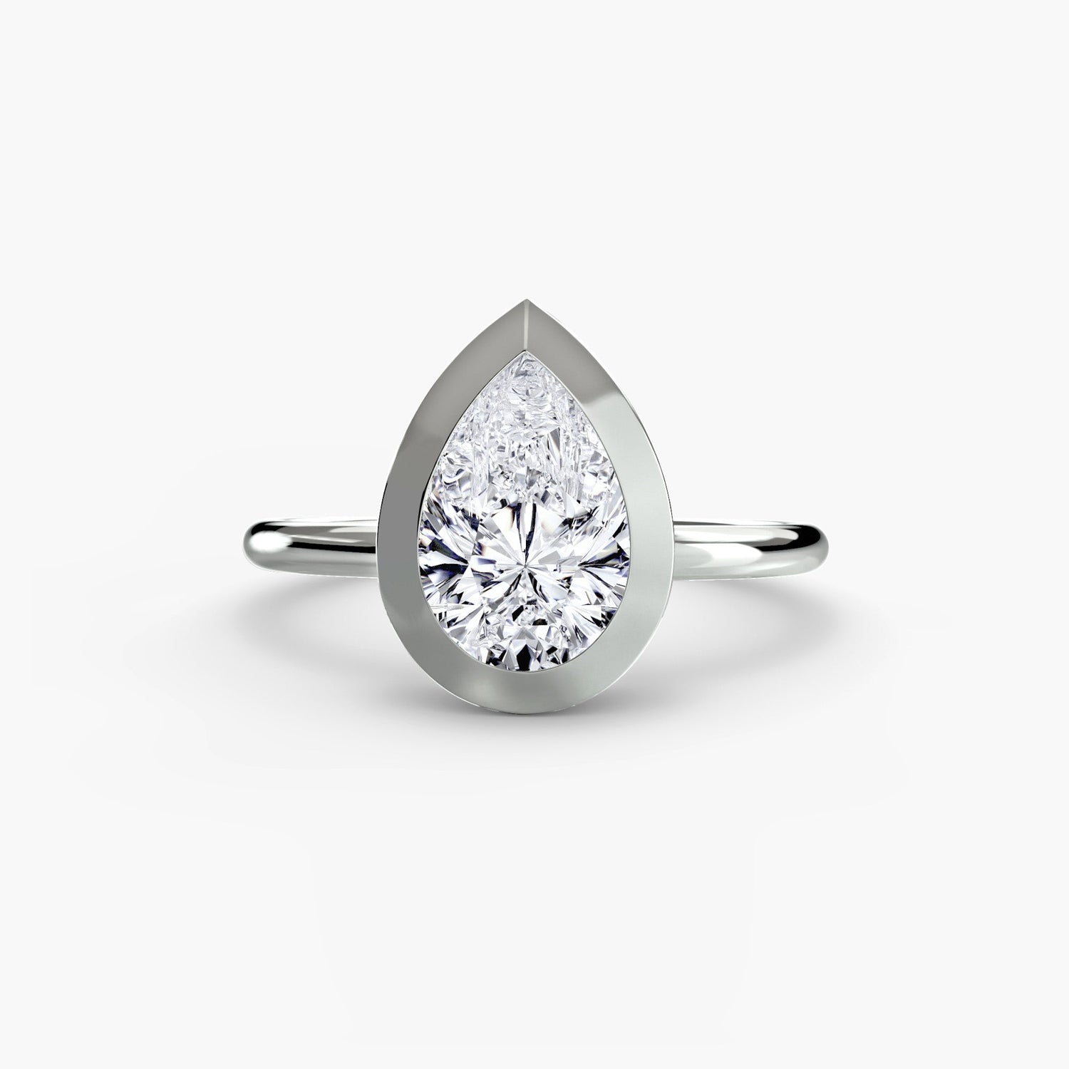 Gemstone ring in Gold – top view