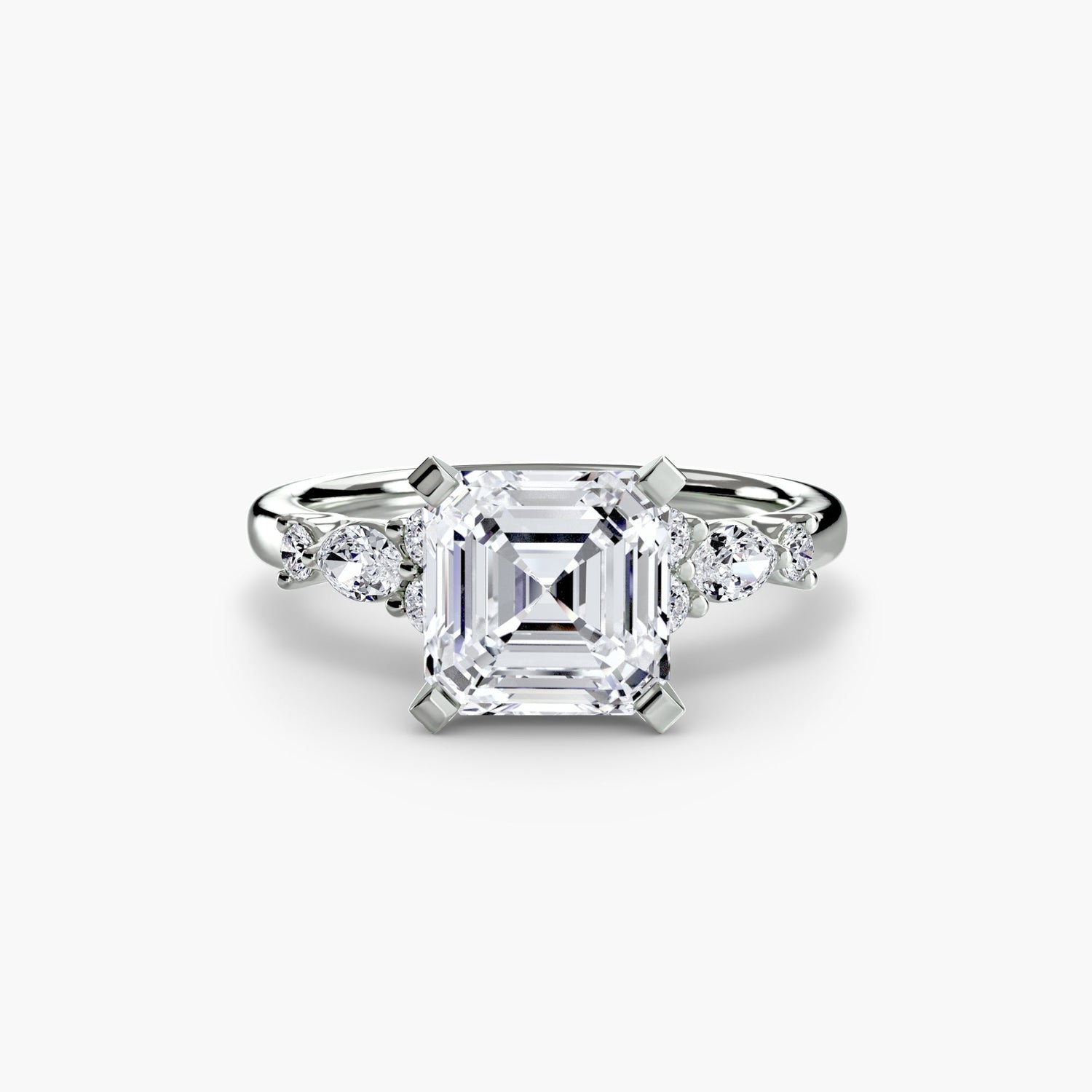 Precious Stone Round Brilliant Setting in Gold – close-up