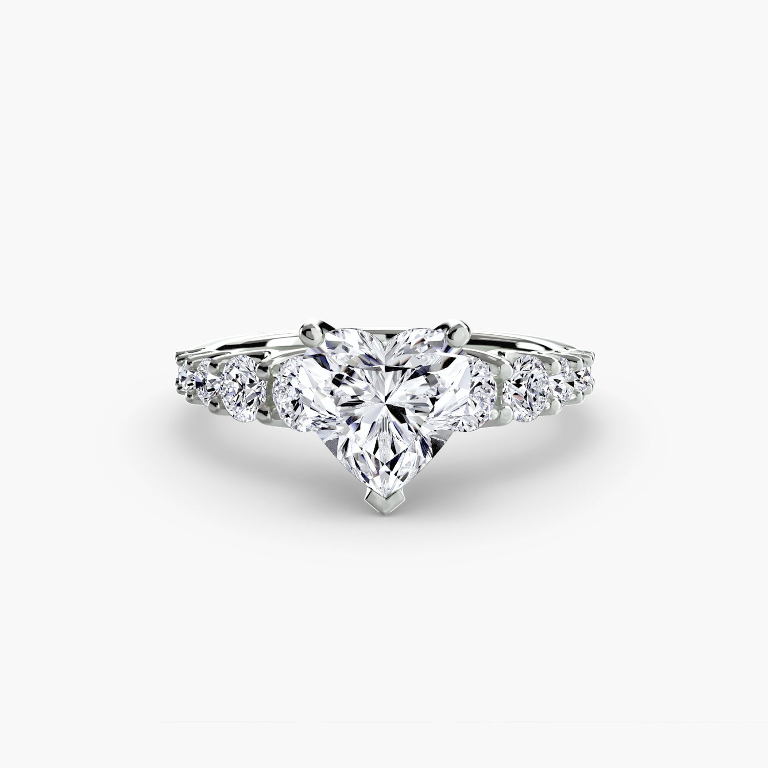Brilliant Diamond Round Cut Setting in Gold – detail view
