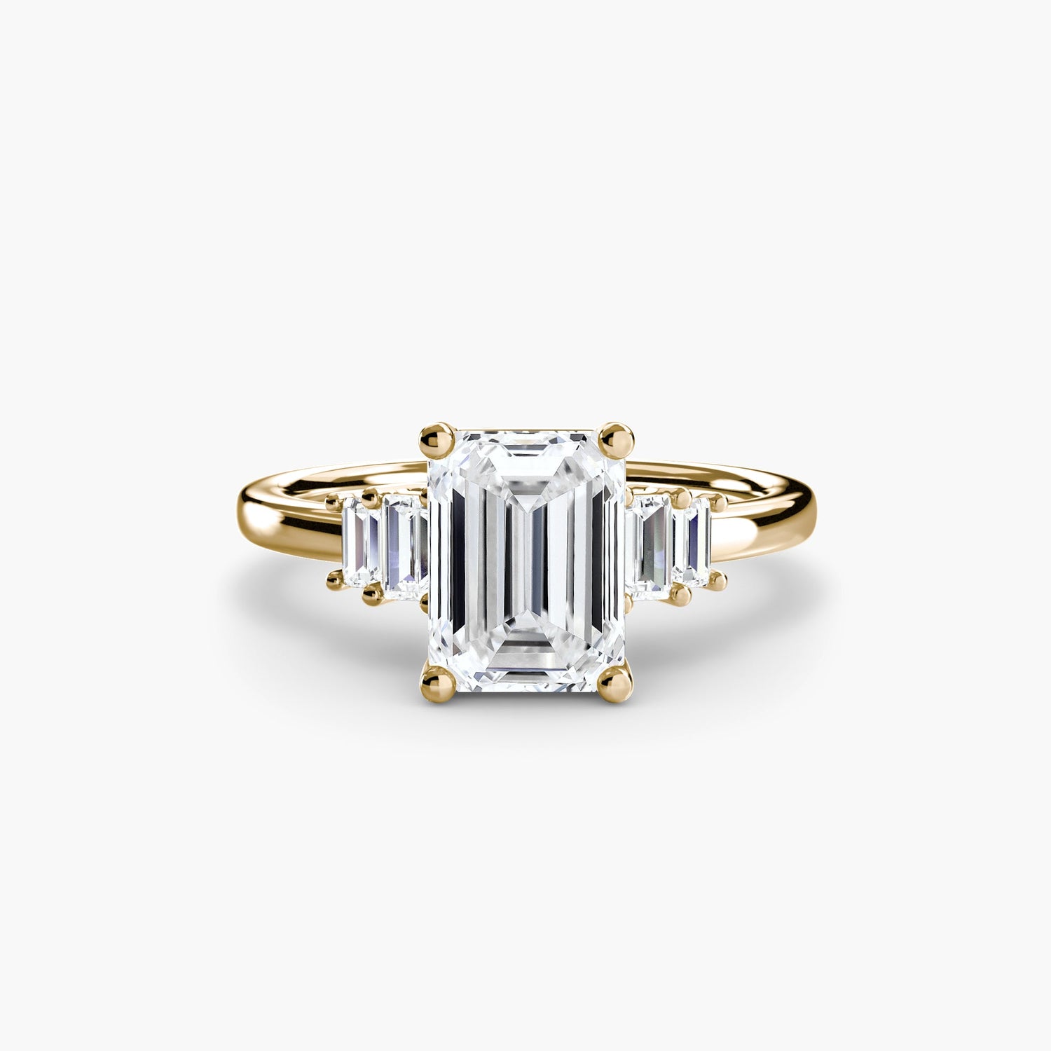 Diamond Round Brilliant Setting in Gold – back view
